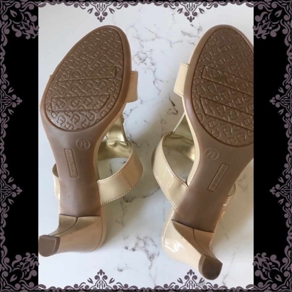 SASSY SHOES!!👡👡👡 - Picture 7 of 8